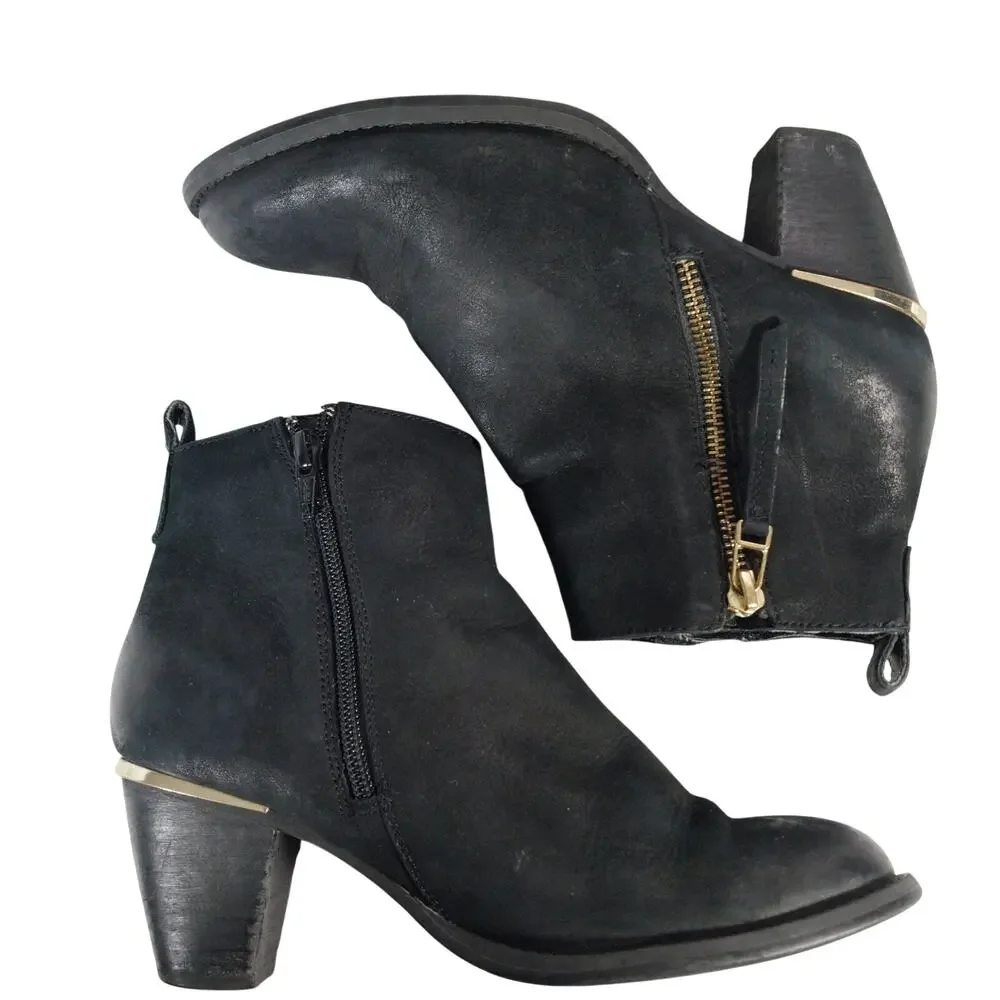STEVE MADDEN! BLACK GENUINE LEATHER DUAL ZIPPER GOLD HEEL TRIM ANKLE BOOTS! 6.5M
